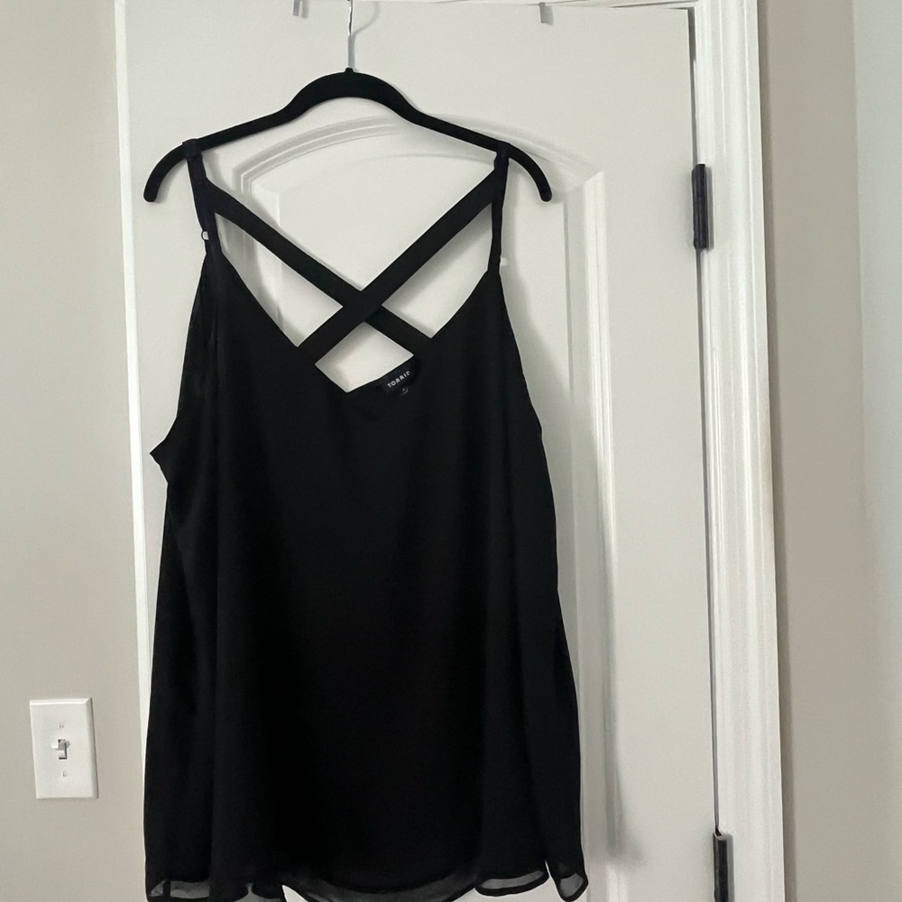 Torrid NWT Black cami size 4